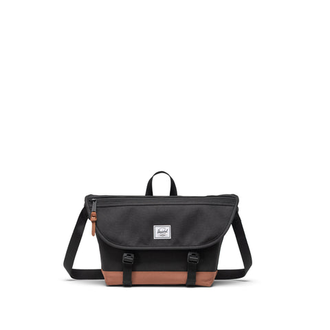 Cove Small Messenger Black/Saddle Brown