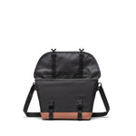 Cove Small Messenger Black/Saddle Brown